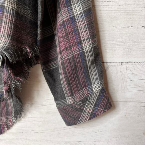 Anthropologie Cloth & Stone Top Womens Size Medium Gray & Pink Plaid Flannel - Picture 6 of 16